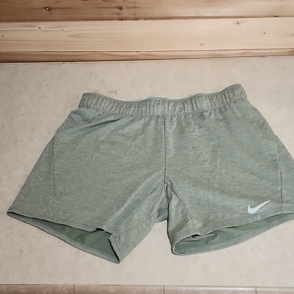 Nike dri fit athletic shorts size small